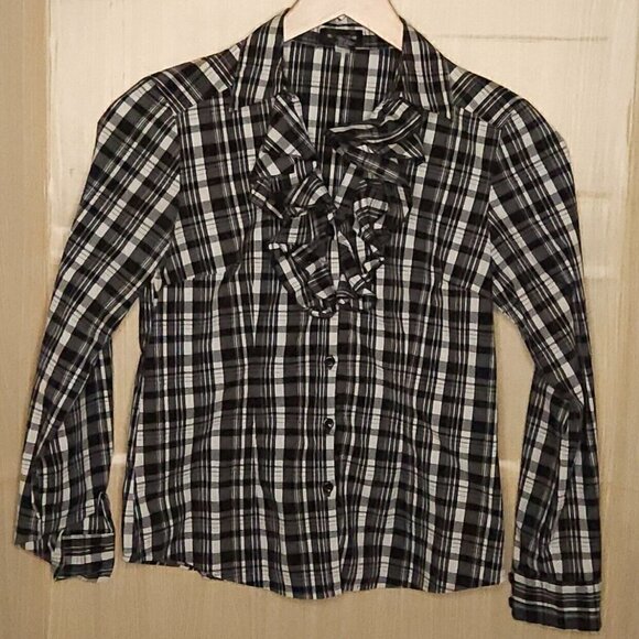 Spense Tops - Spense Black White Plaid Ruffle Front Button Down Small